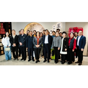 走进胡氏荣茶——“健康旅游·名企行”首站活动侧记